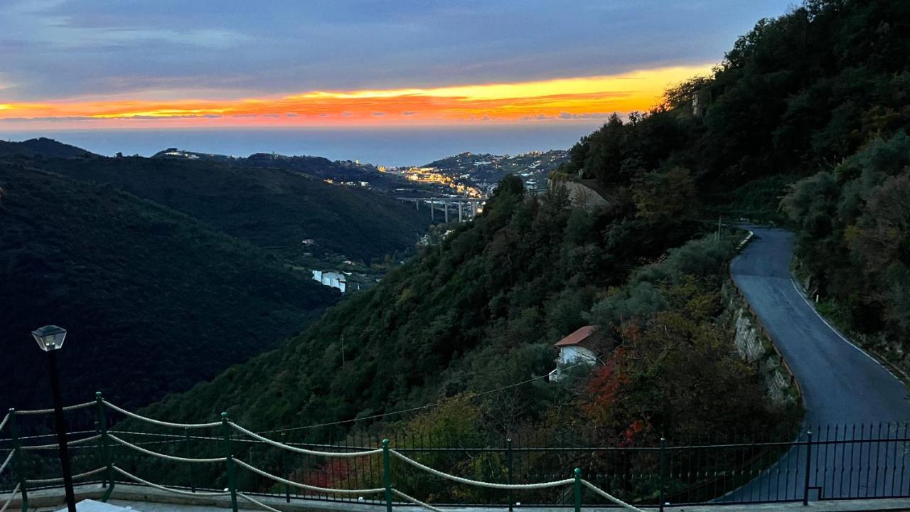 Villa Di Campagna Con Vista Mare 5 Camere Da Letto Pampara Bagian luar foto
