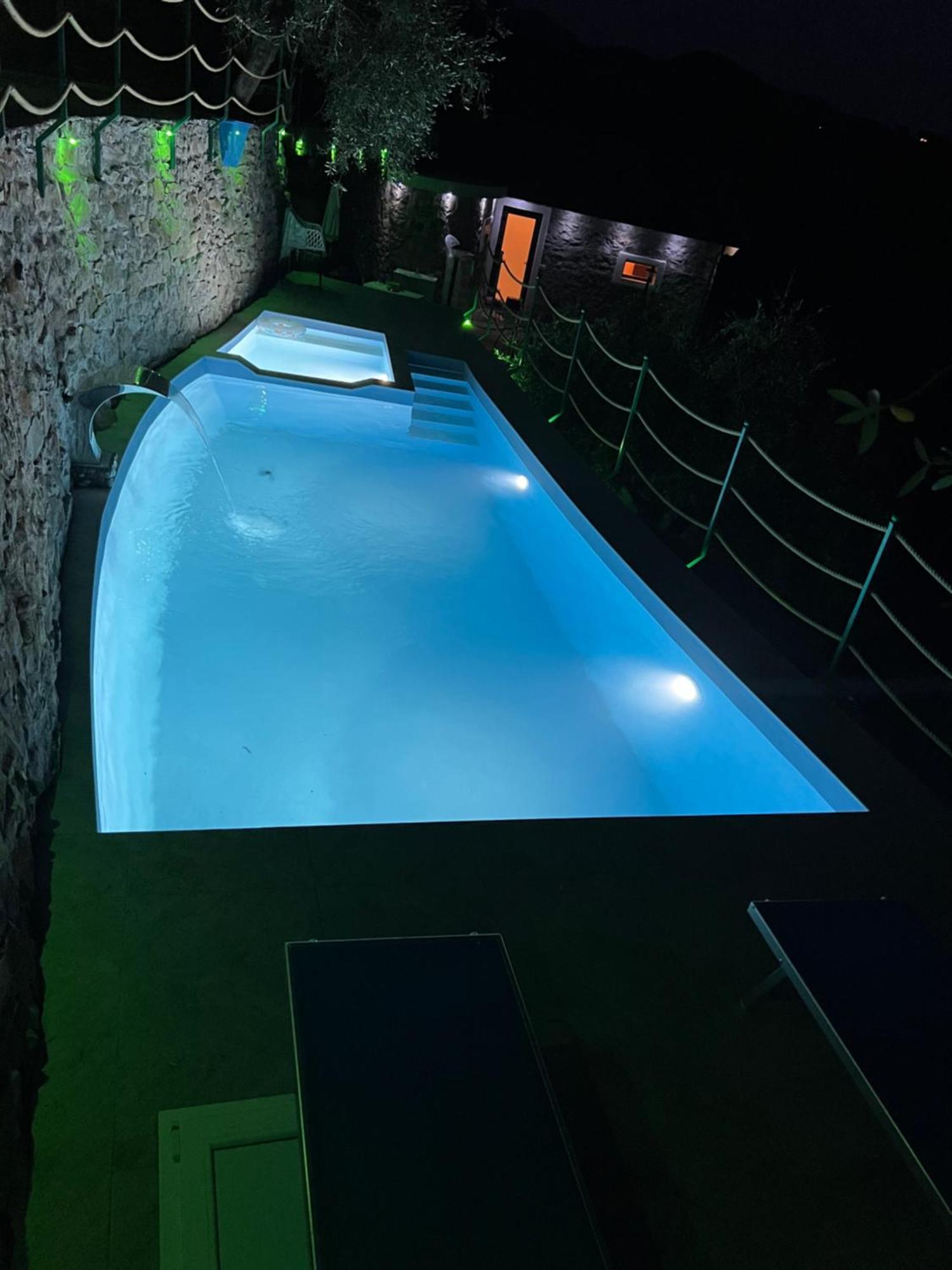 Villa Di Campagna Con Vista Mare 5 Camere Da Letto Pampara Bagian luar foto