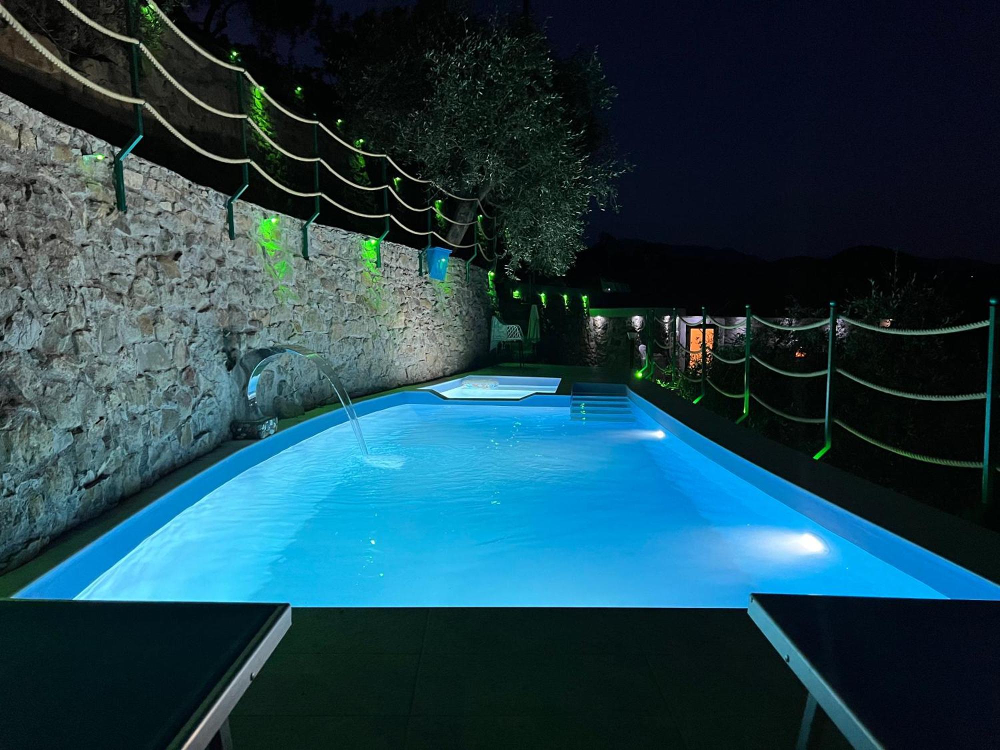 Villa Di Campagna Con Vista Mare 5 Camere Da Letto Pampara Bagian luar foto